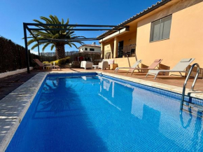 Villa Tramuntana In L Estartit Mit Privatem Pool